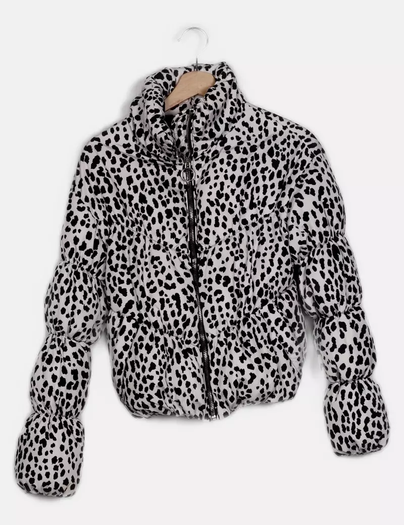 Bershka Plumas
