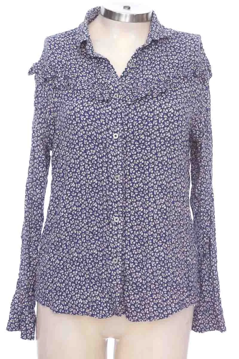 BLUSA COLOR AZUL  COLOR BLUE