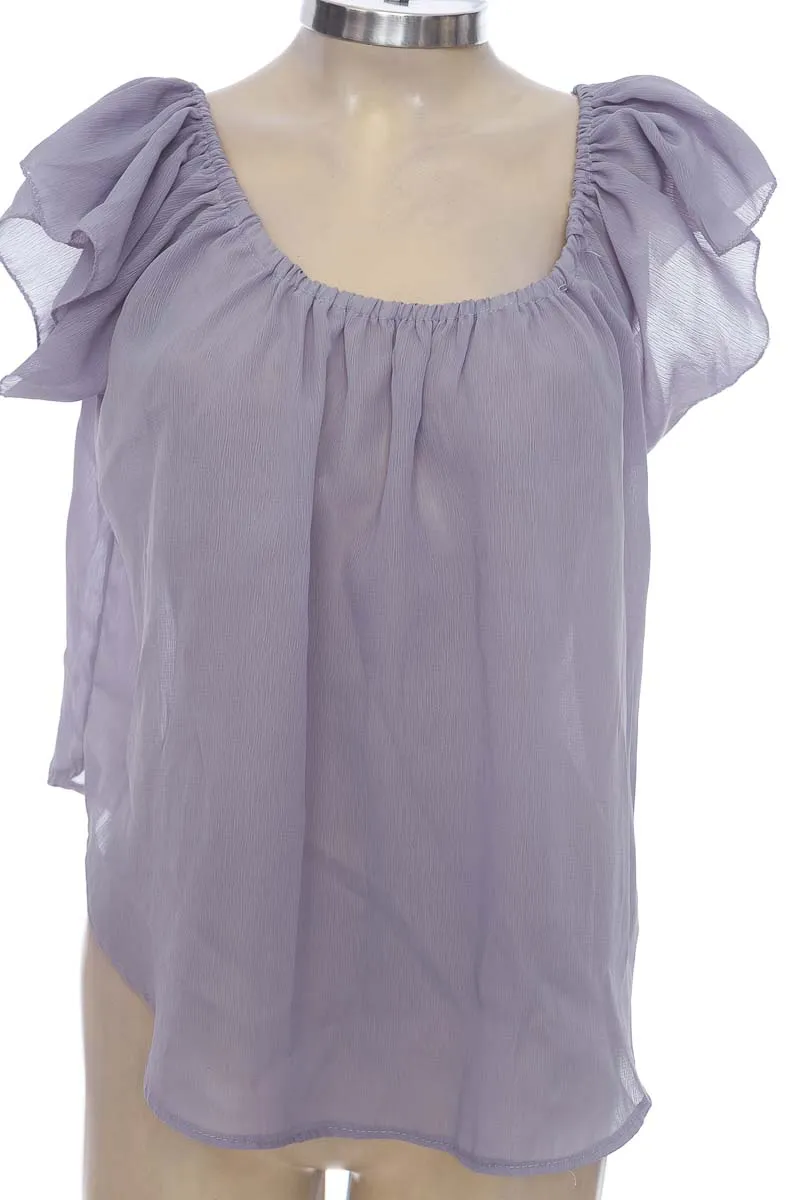 BLUSA COLOR LILA  CLOSEANDO