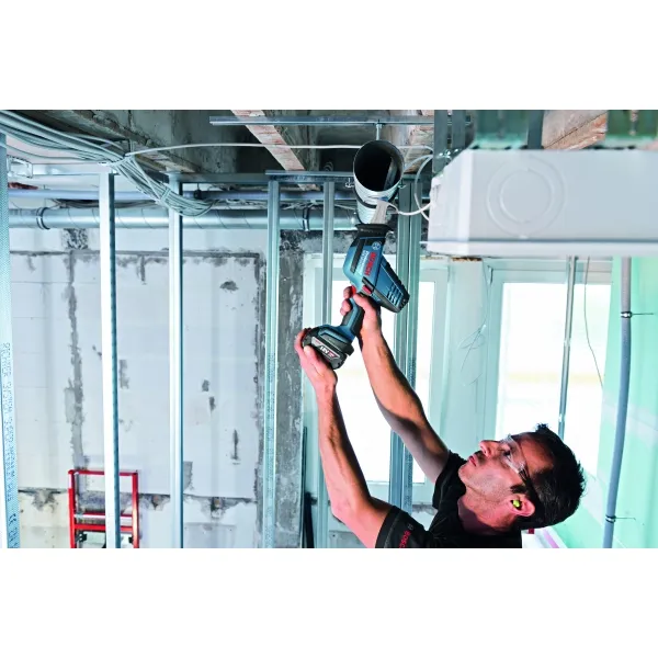 BOSCH  GSA 18 VLI C  SIERRA SABLE CON 2 BATERíAS, LIION, 18 V, 5 AH, 21 MM, CAJA ESPECIAL