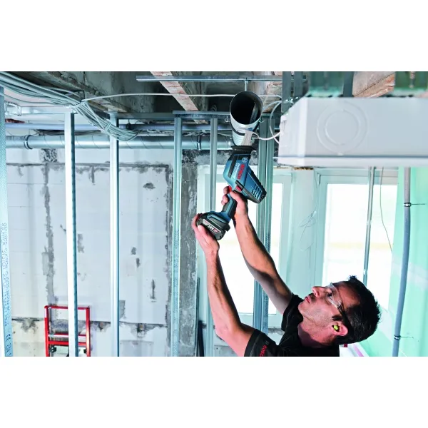 BOSCH  GSA 18 VLI C  SIERRA SABLE CON 2 BATERíAS, LIION, 18 V, 5 AH, 21 MM, CAJA ESPECIAL