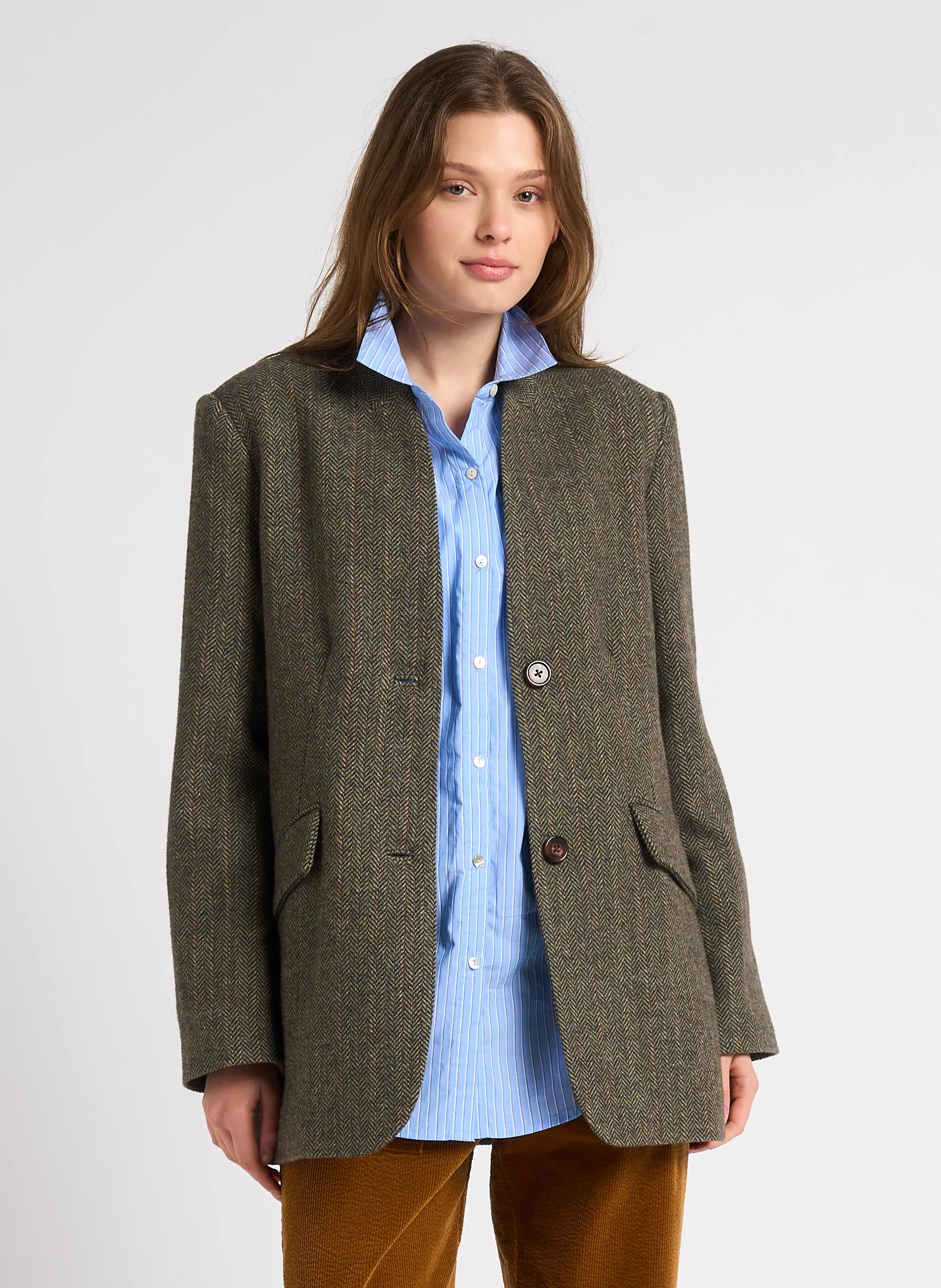 Chaqueta recta de cuello en V de lana mezclada en verde