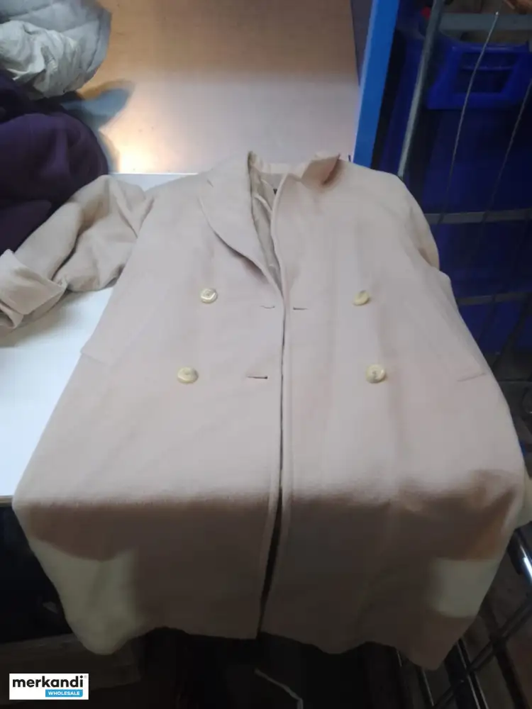 CHAQUETAS SEGUNDA MANO  CHAQUETAS MIXTAS GRADO A/B  20.000 KG GRAMOS