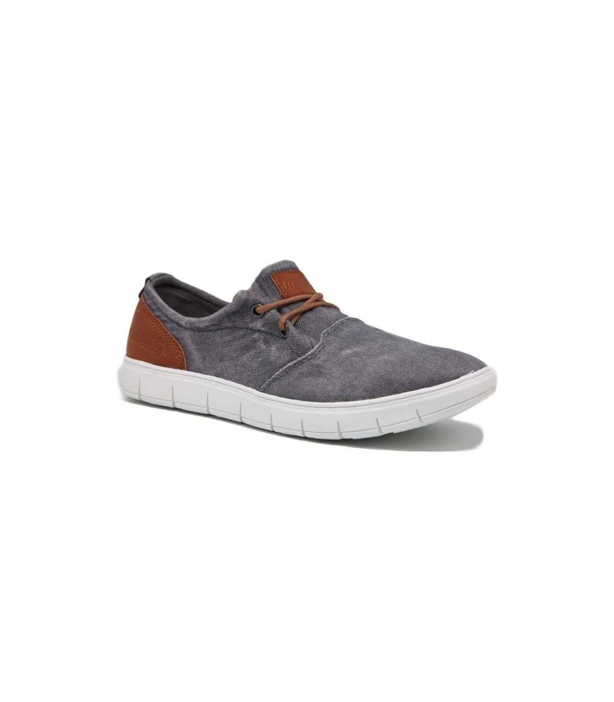 Deportivo color gris