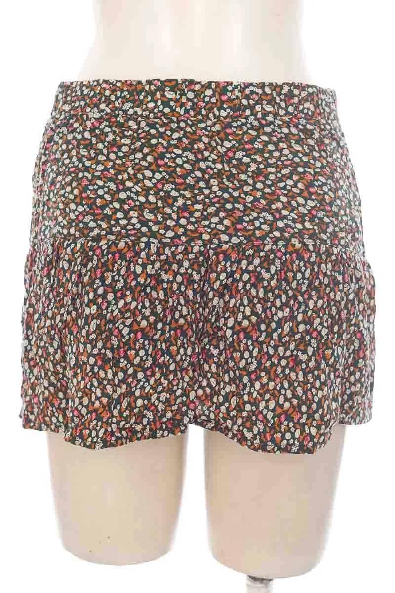 FALDA COLOR VERDE  COLOR BLUE