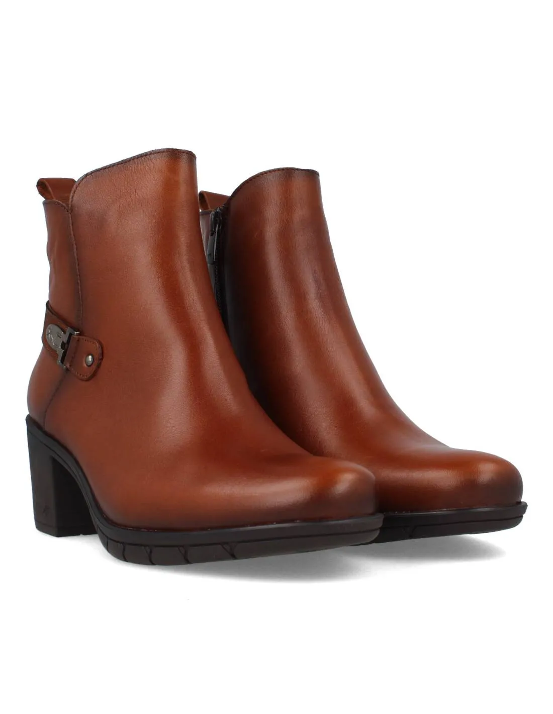 FLUCHOS  BOTíN PIEL TACóN SUGAR NOBUCK CUERO