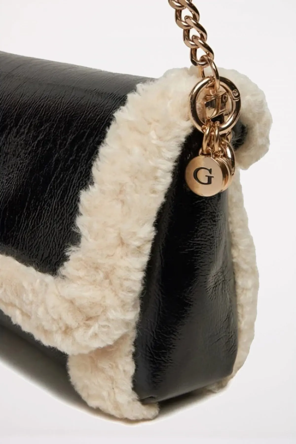 GUESS DAVIKA FLAPSHOULDER B