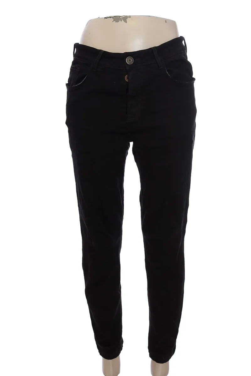 JEAN COLOR NEGRO  COLOR BLUE