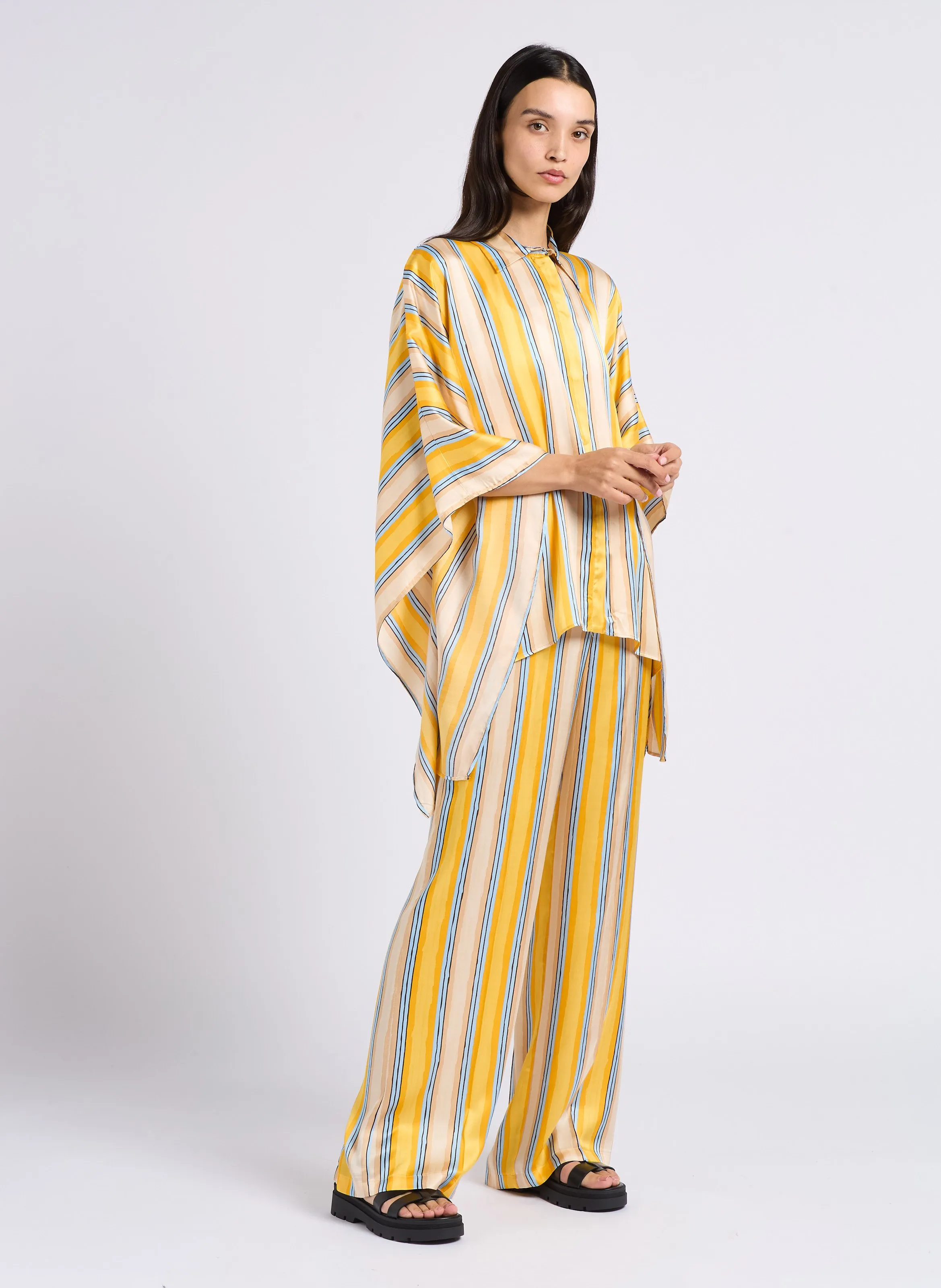 MAX&CO. NUMIDIE  CAMISA HOLGADA CON CUELLO CLáSICO A RAYAS SATINADAS EN AMARILLO