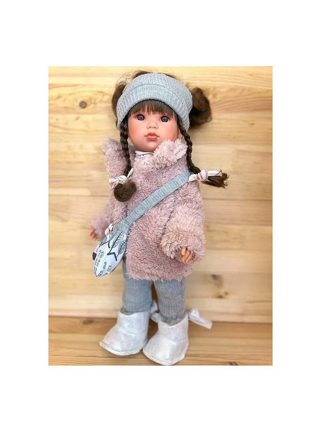MUñECA BELLA INVIERNO MORENA  MUñECAS ANTONIO JUAN