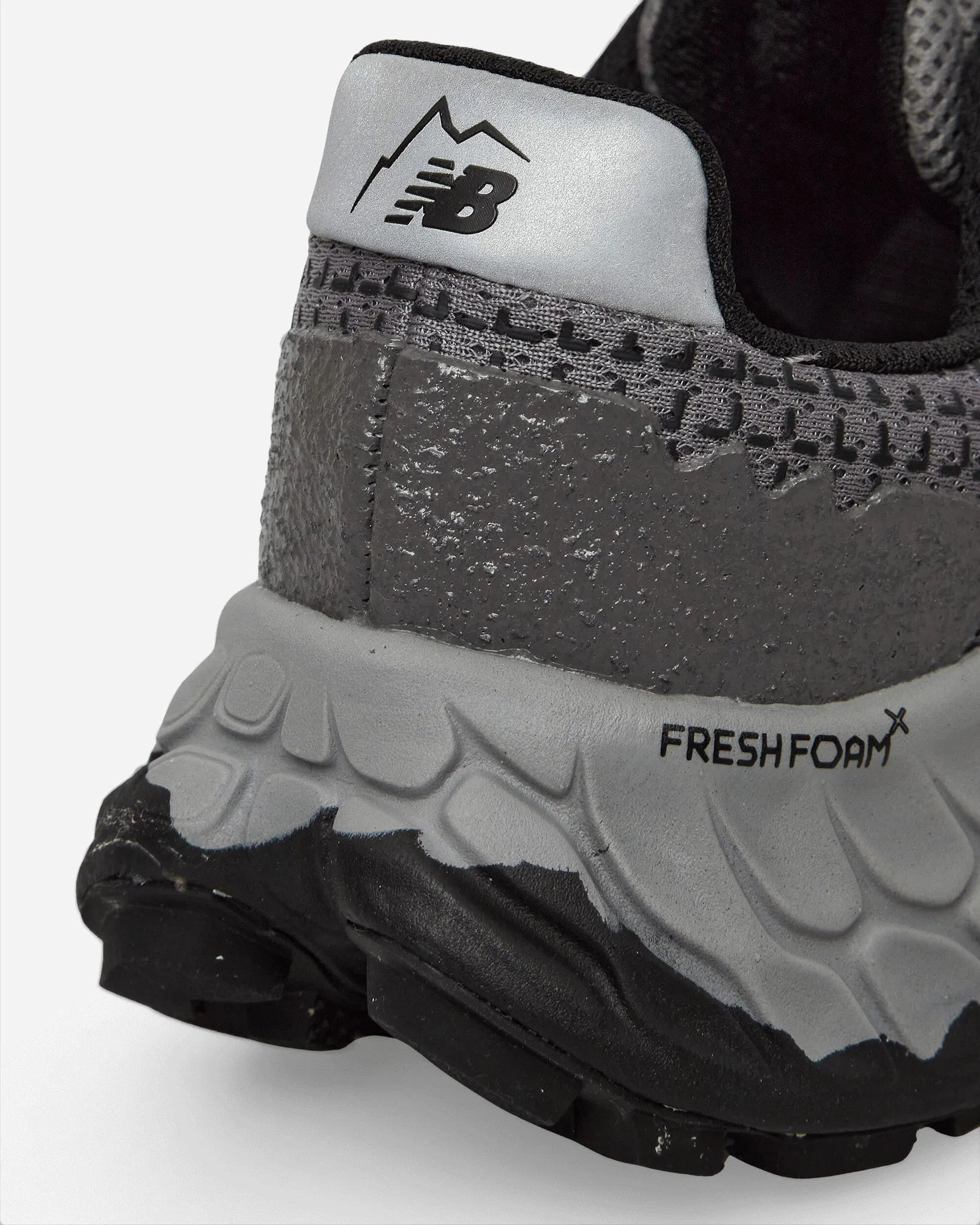 New Balance Cayl Fresh Foam Trail V3 "Shadow Grey"