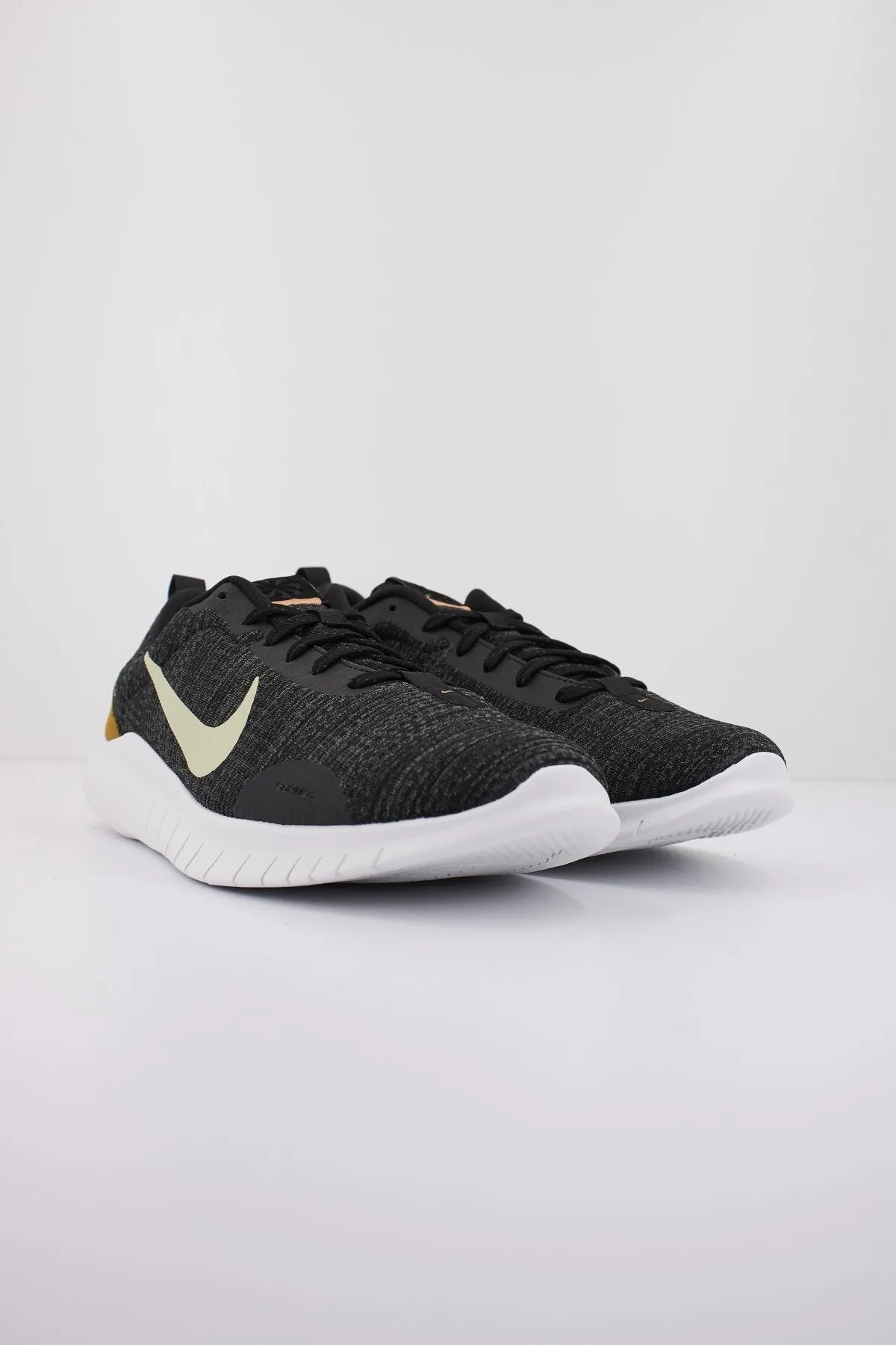 NIKE EXPERIENCE RUN 12