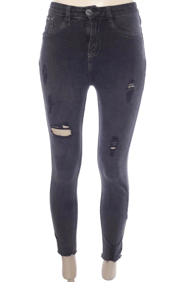 PANTALóN COLOR NEGRO  XLIVE