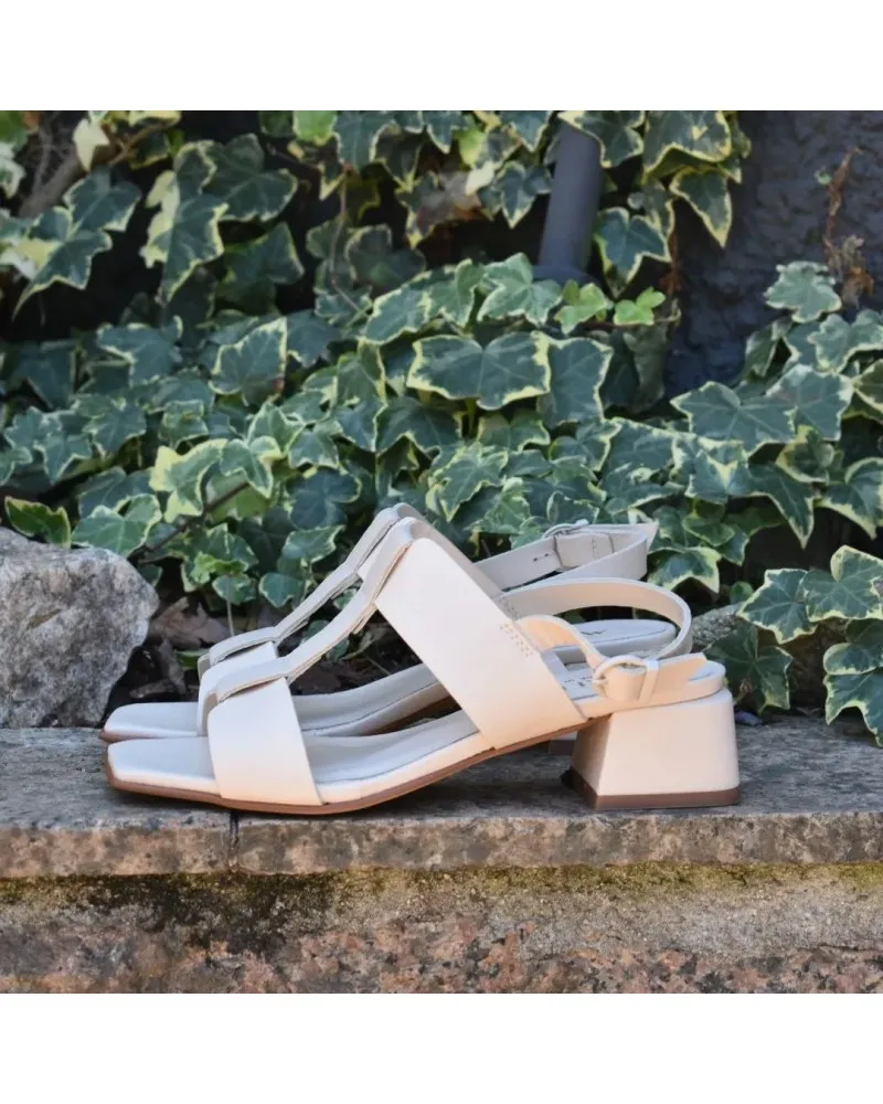 Sandalia de PIEL tacón bajo MARLINA 27008 beige