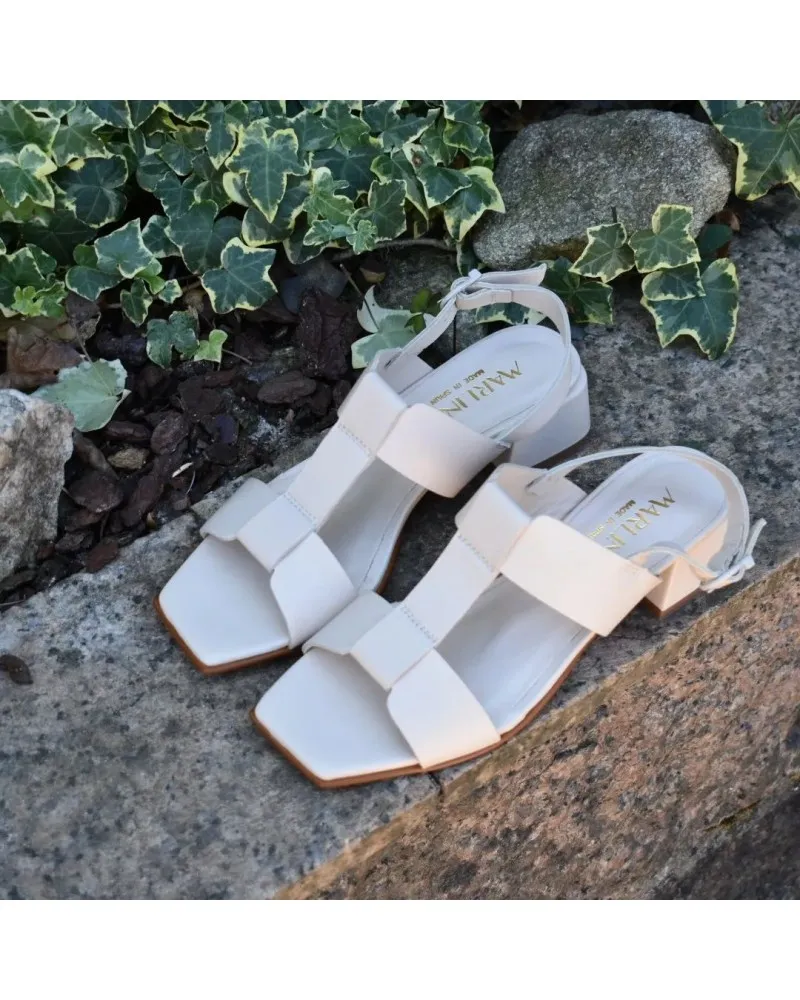 Sandalia de PIEL tacón bajo MARLINA 27008 beige