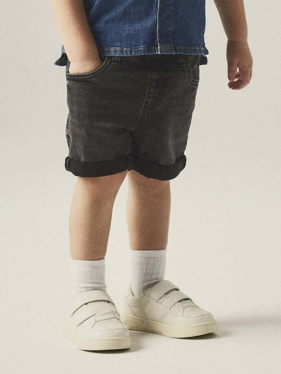SHORT RYAN