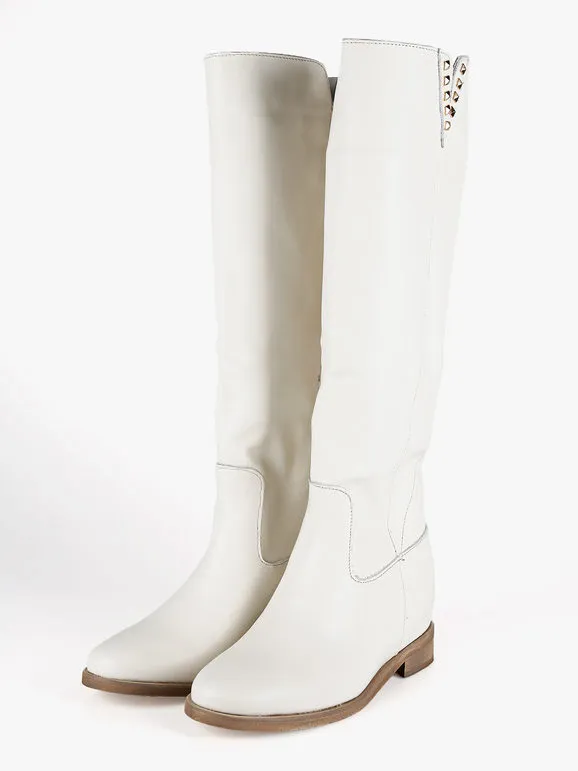 Solada Botas de mujer de piel con tachuelas