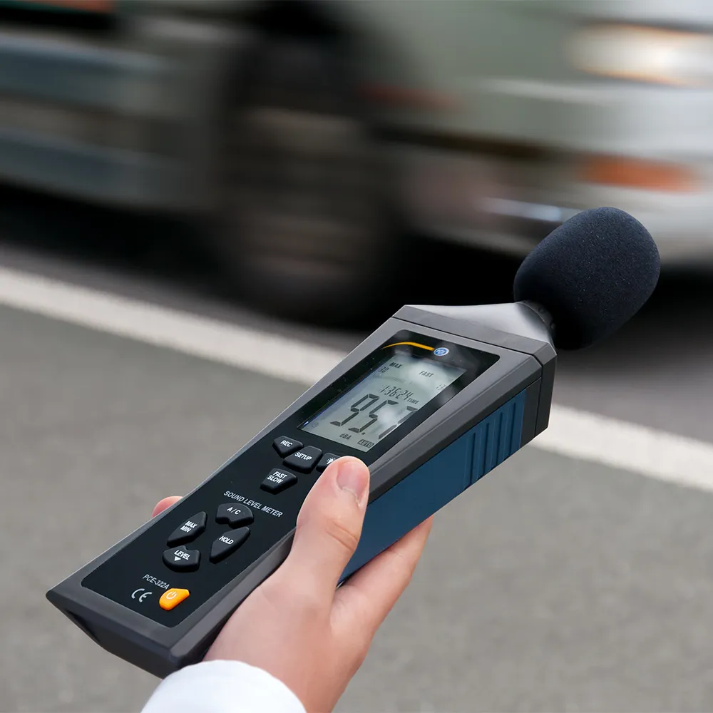 SONóMETRO PCE322, RANGO DE MEDICIóN 30  130 DB