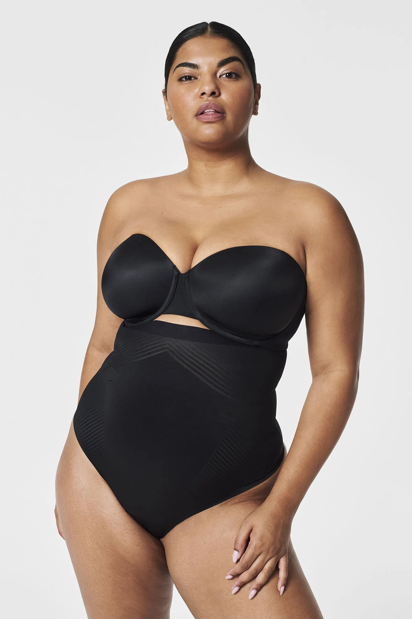 Spanx Tanga moldeador de talle alto nude SPANX