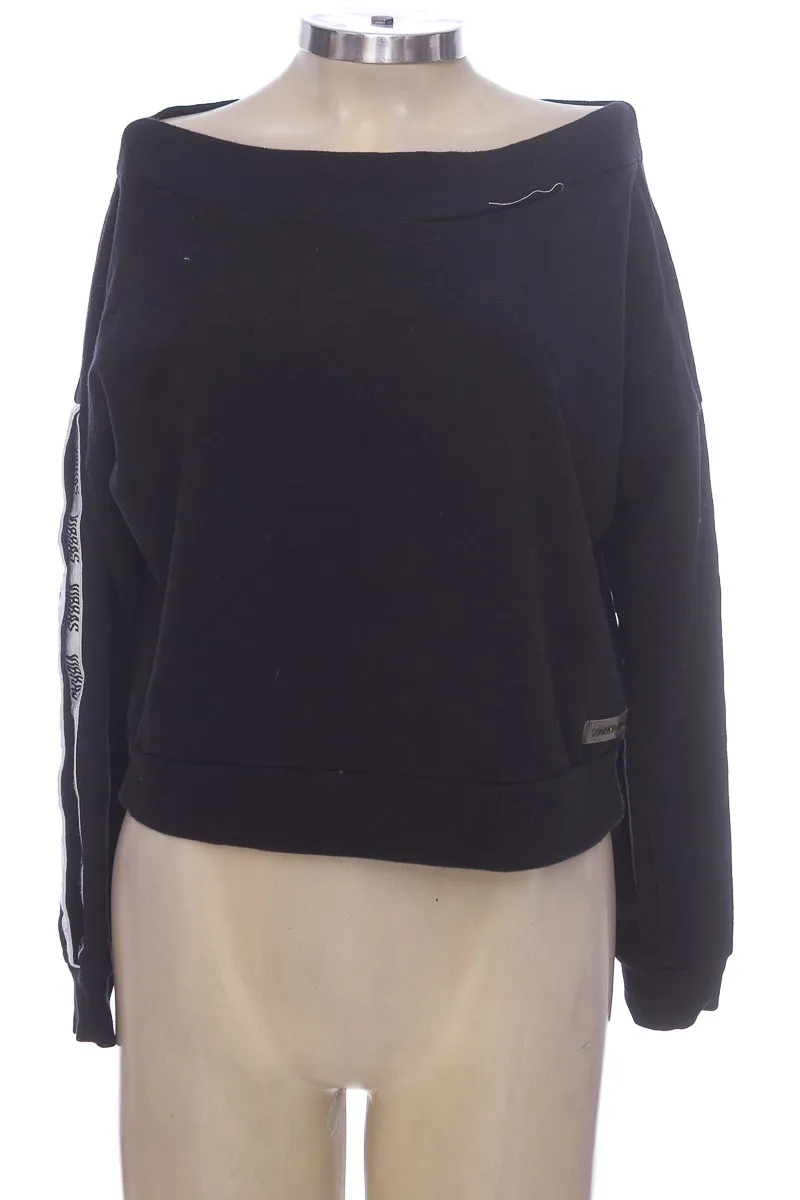 SWEATER COLOR NEGRO  GEF