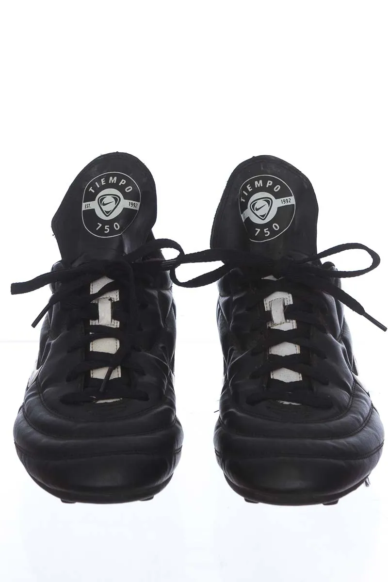 TENIS COLOR NEGRO  NIKE