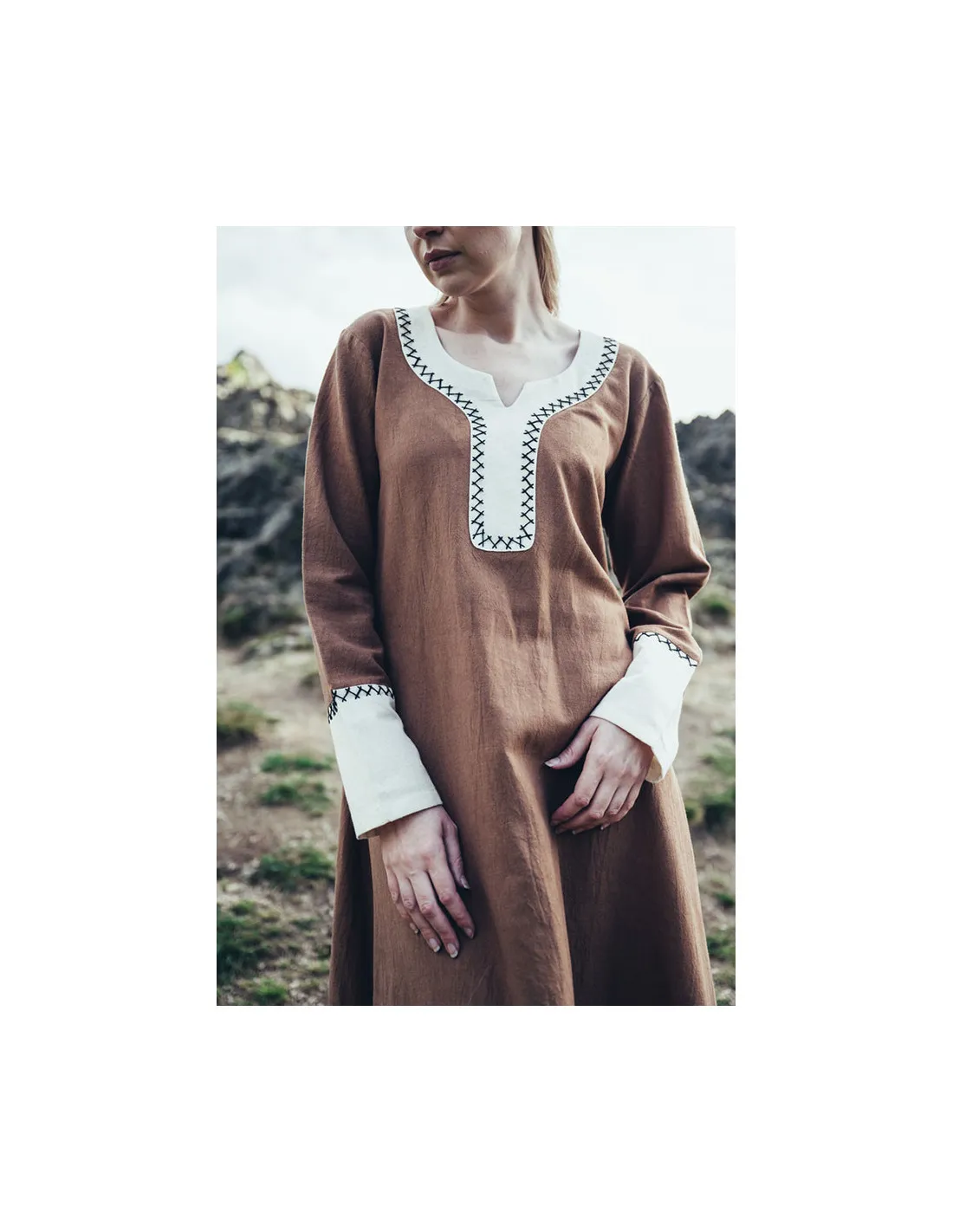 Vestido vikingo largo Freya, color arena