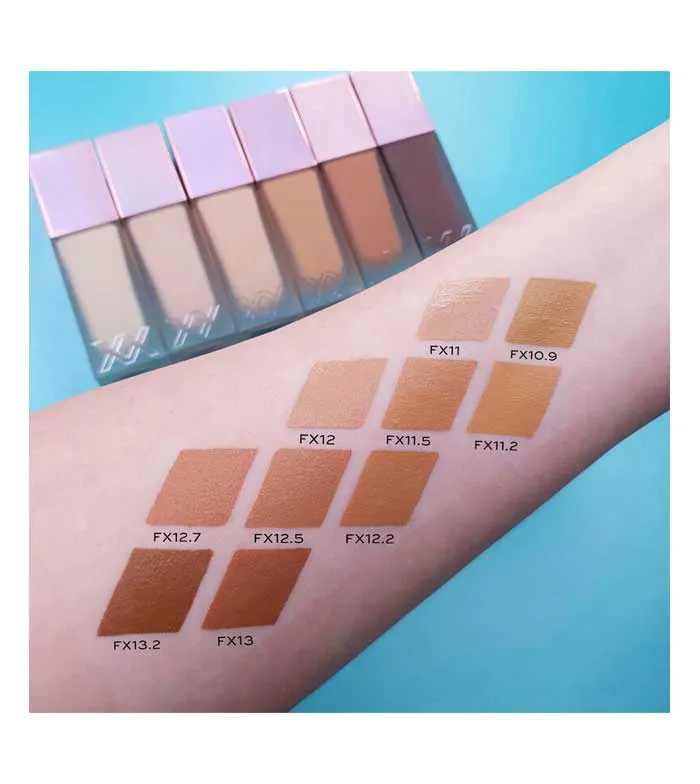 XX REVOLUTION  BASE DE MAQUILLAJE GLOW SKIN FAUXXDATION  FX10.5