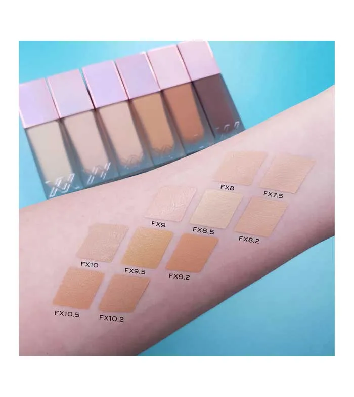 XX REVOLUTION  BASE DE MAQUILLAJE GLOW SKIN FAUXXDATION  FX10.5