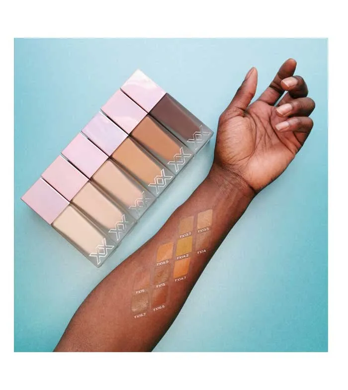 XX REVOLUTION  BASE DE MAQUILLAJE GLOW SKIN FAUXXDATION  FX10.5