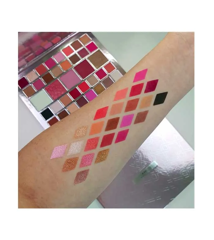 XX REVOLUTION  PALETA DE SOMBRAS X  XRAY