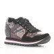 Zapatillas deportivas Gioseppo negras y rojas con estampado serpiente