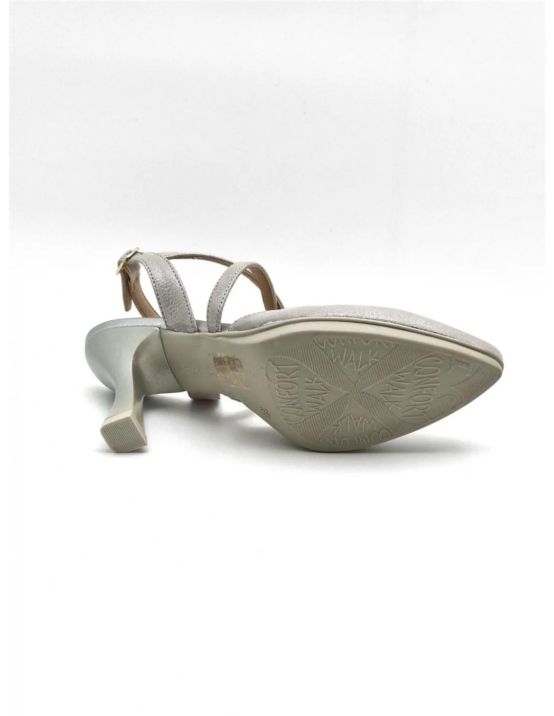 Zapato de mujer Desireé en plata o nude Sami5