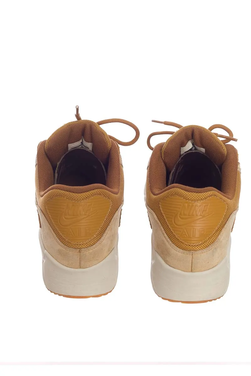 ZAPATOS COLOR MOSTAZA  NIKE